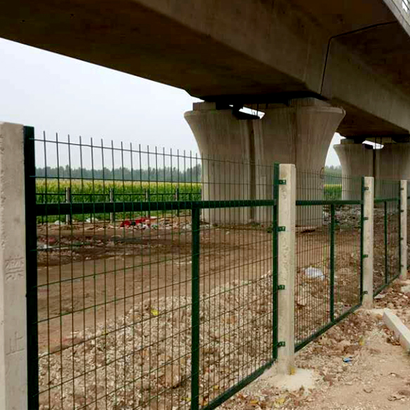 高速铁路护栏网-防护栅栏8002图片3