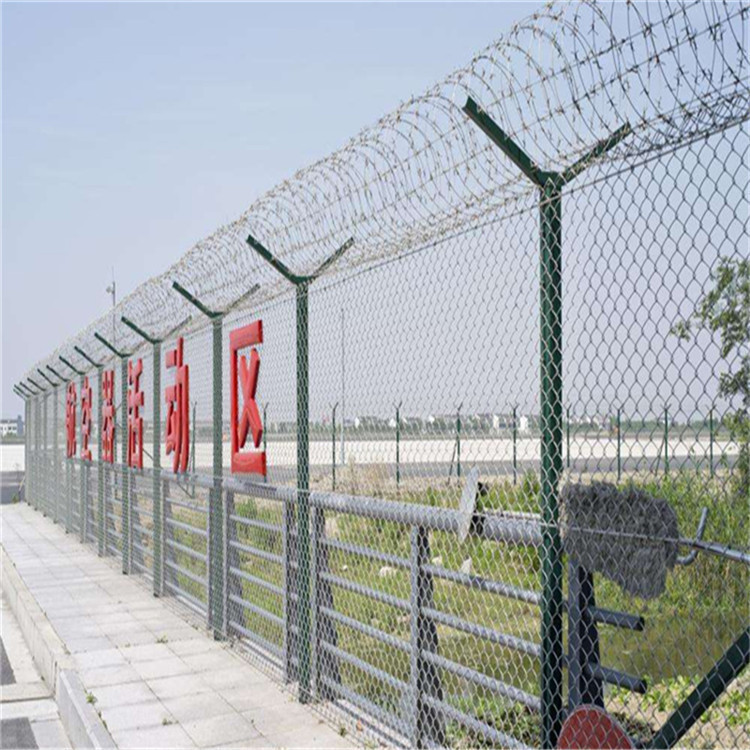 铝包钢机场隔离网图片4