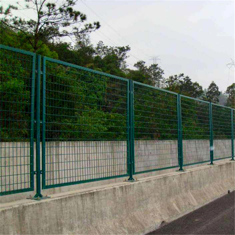道路防护栅栏图片1