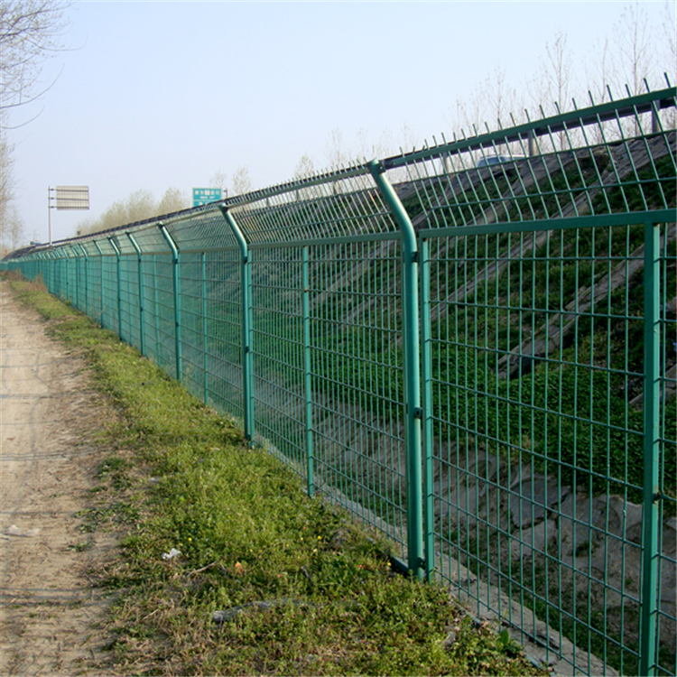 道路焊接绿色护栏图片3