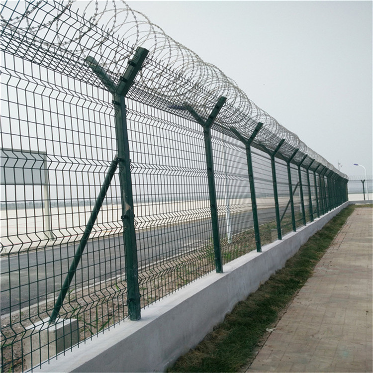热浸锌飞机场护栏网图片3