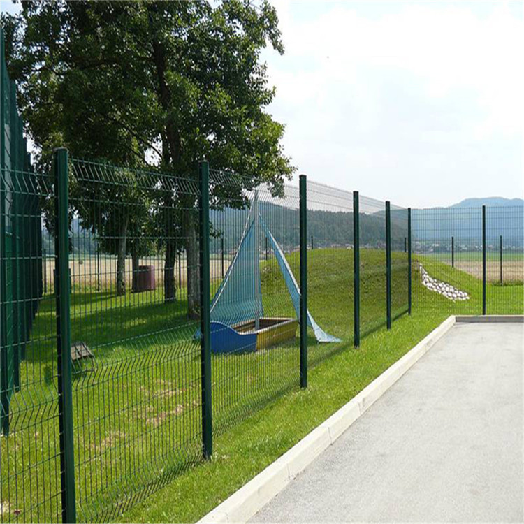 绿化带铁丝网护栏