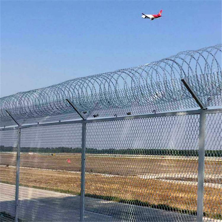 铝包钢机场围网图片1
