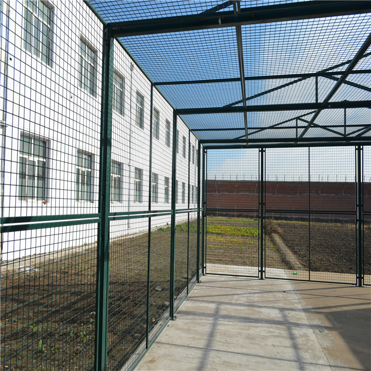 监狱外墙防护网图片2