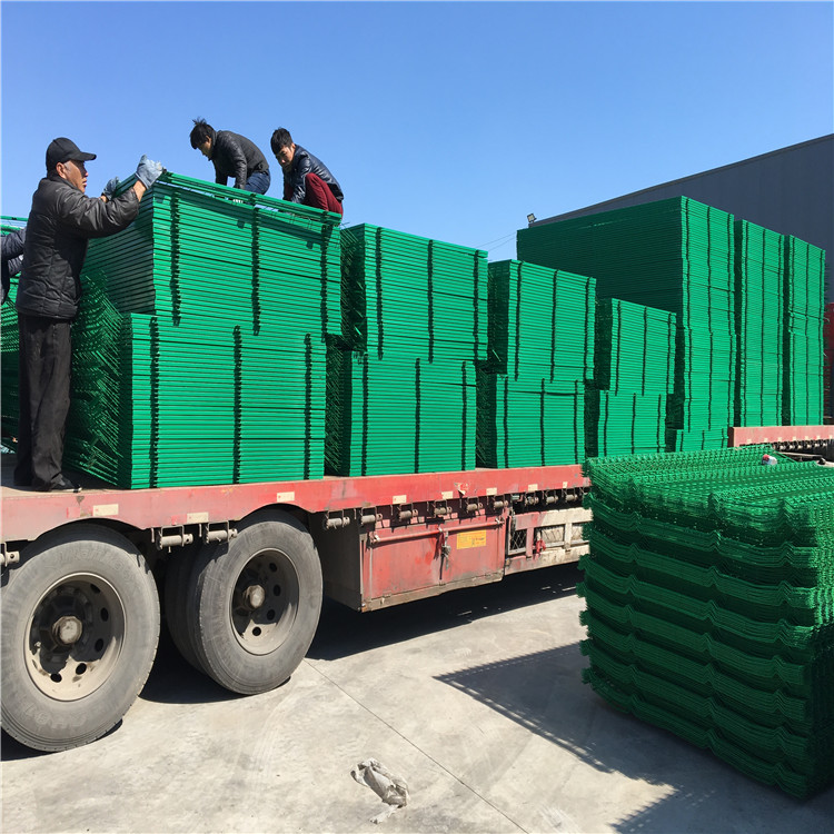 金属边框公路护栏网图片2