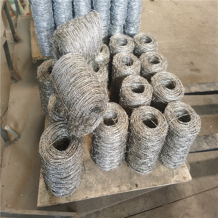 热镀锌刺绳图片1 热镀锌刺绳图片1